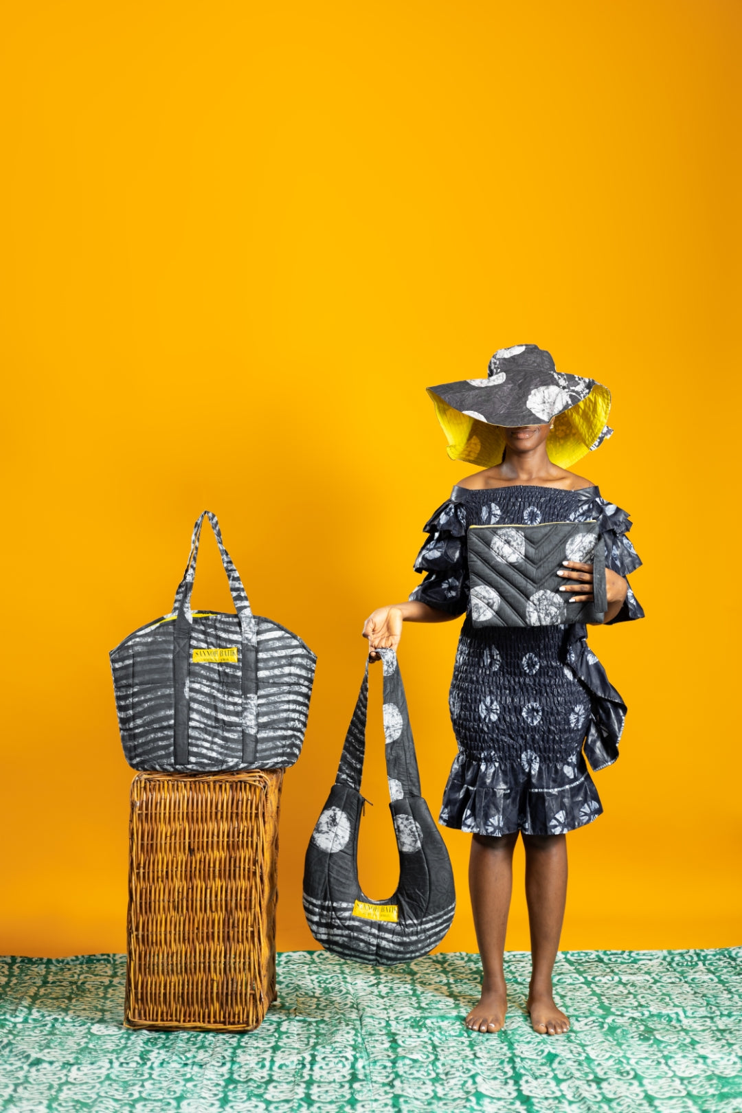 MALEN BATIK QUILTED SET