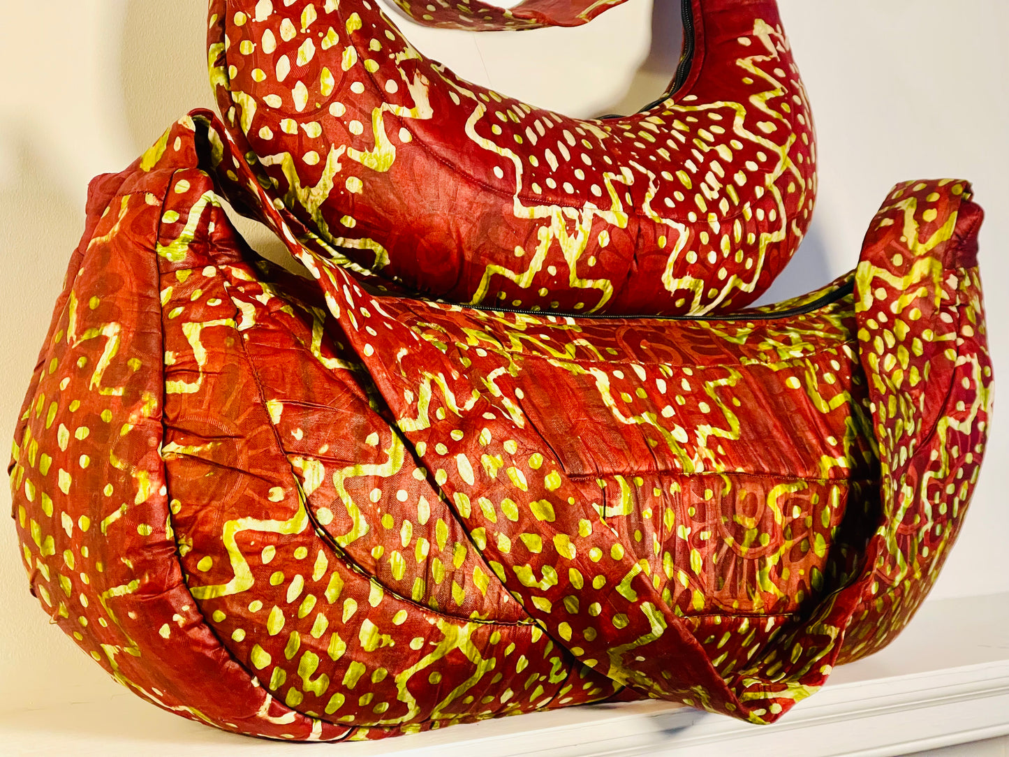 New - Yekomo Batik Quilted JumboXL Crossover Boat Bag Set