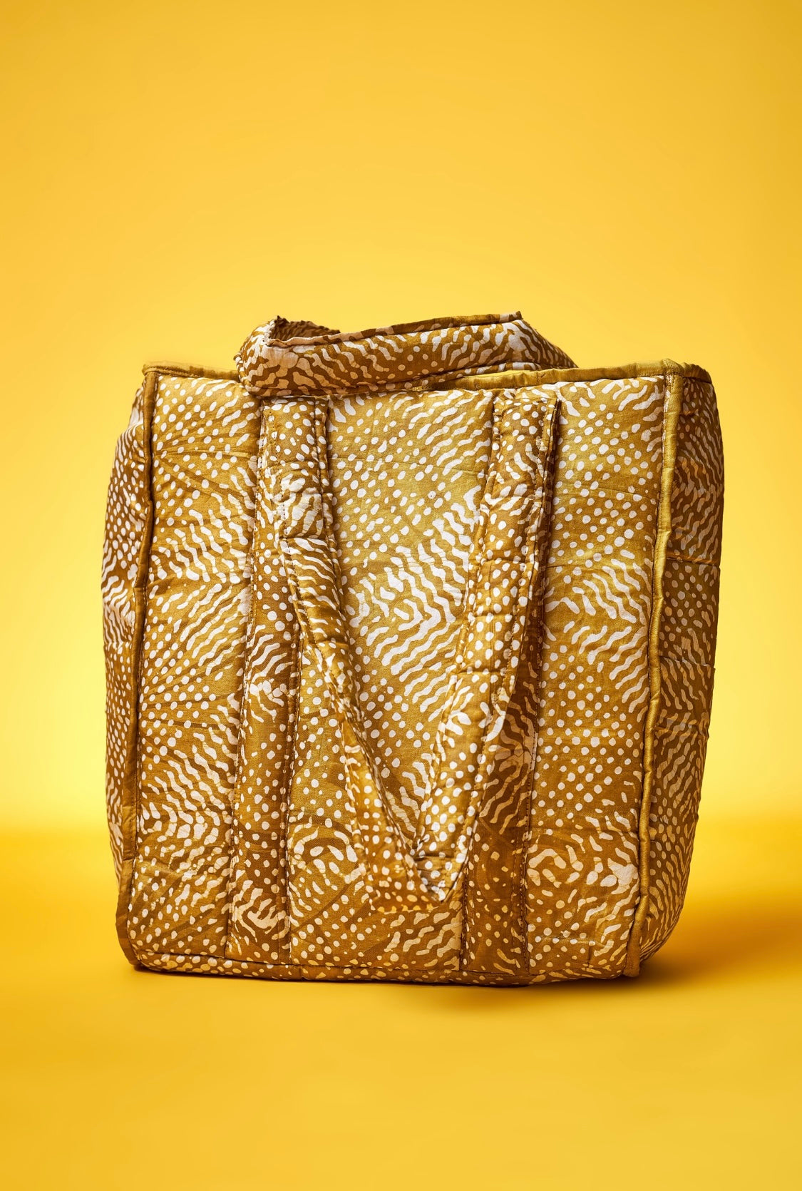 Kagonde Batik Quilted Zipper Tote