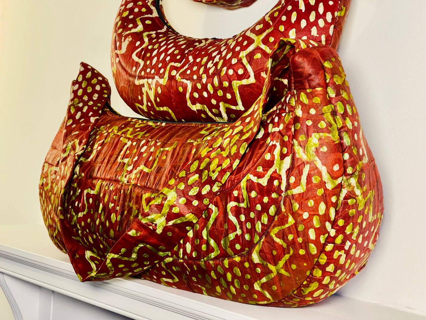 New - YEKOMO Batik Quilted JumboXL Crossover Boat Bag