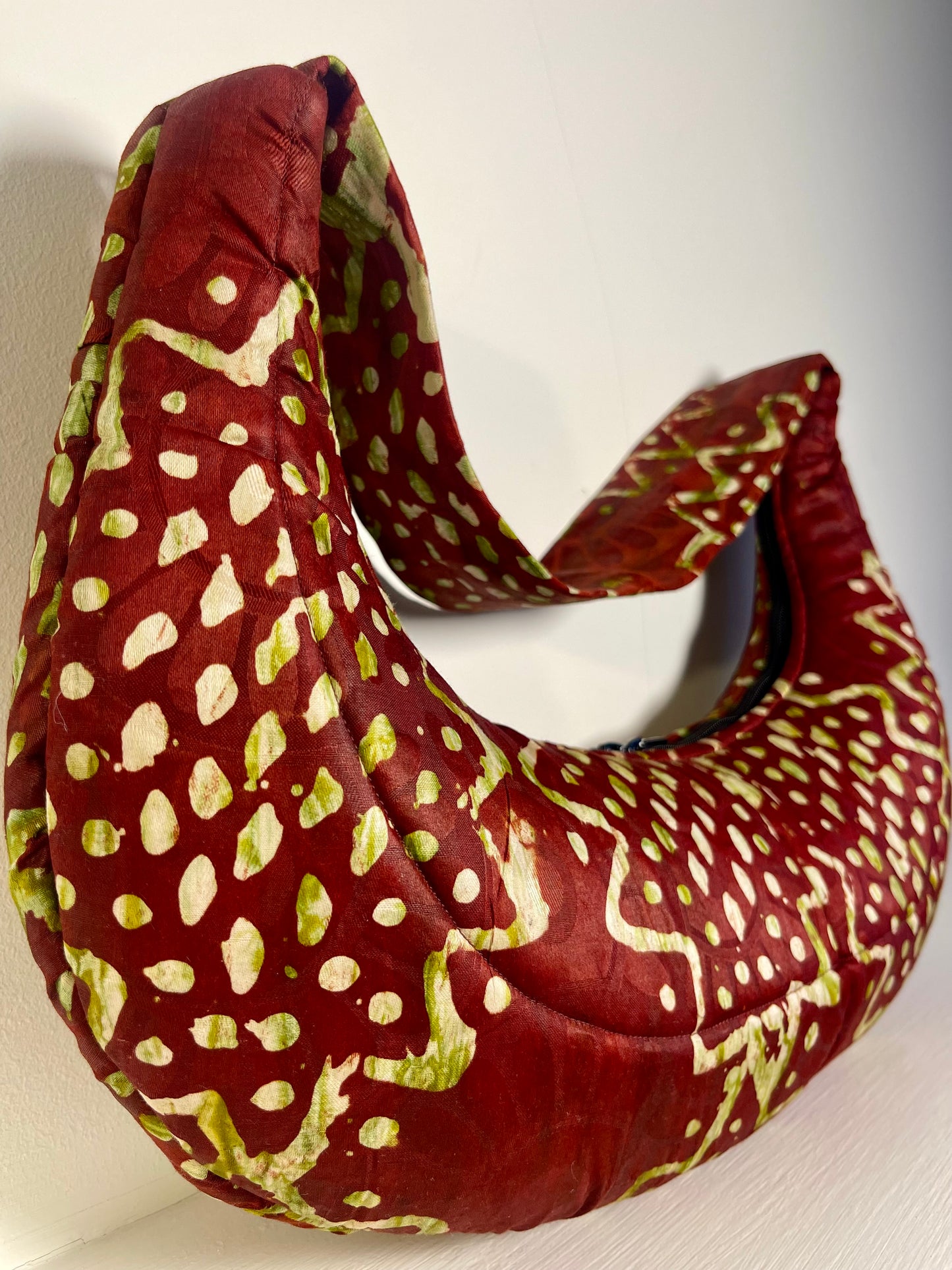 New-Yekomo Batik Quilted Small Underarm Boat Bag