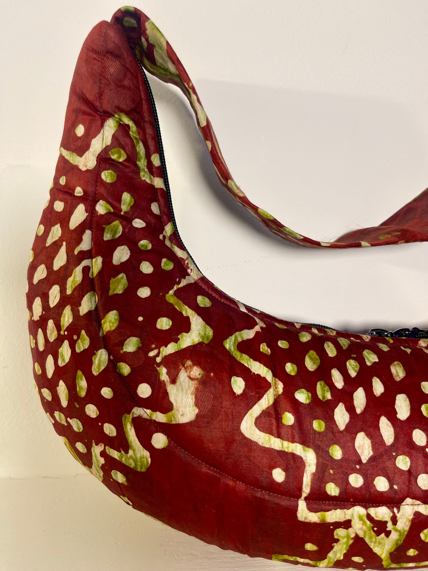 New-Yekomo Batik Quilted Small Underarm Boat Bag